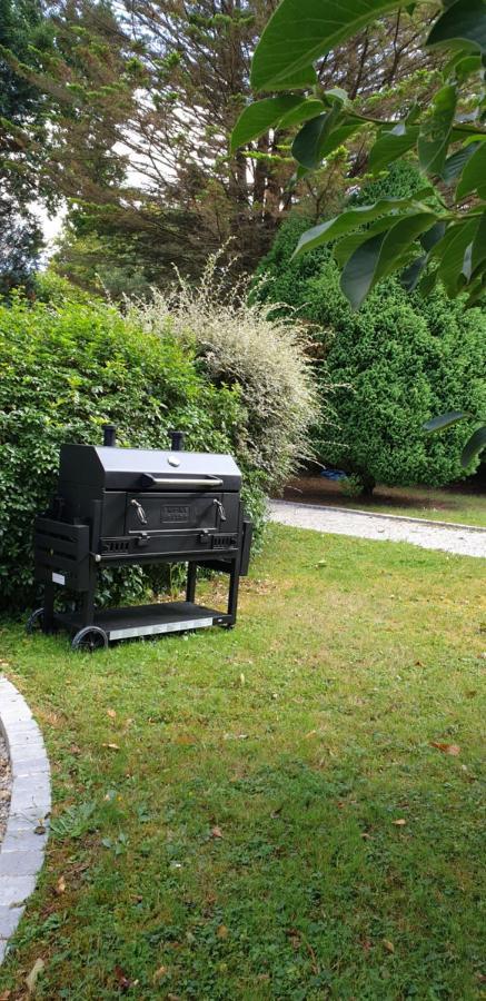 Crown Roads Bed & Breakfast Le Faouet  Bagian luar foto