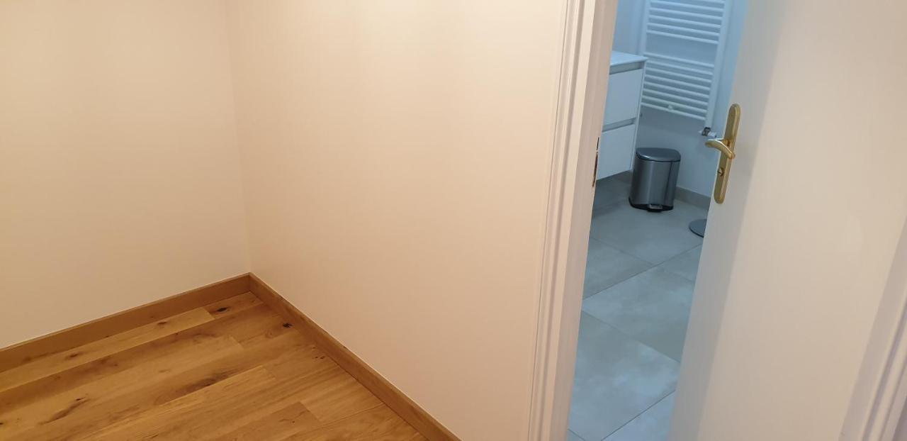 Crown Roads Bed & Breakfast Le Faouet  Bagian luar foto