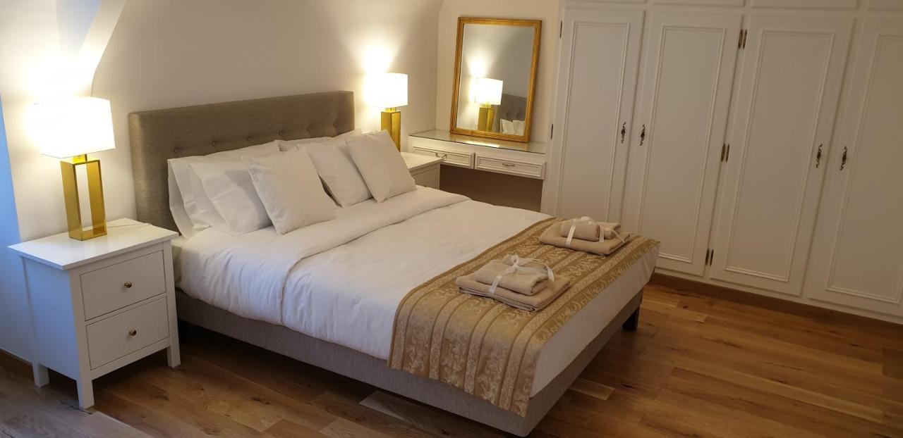 Crown Roads Bed & Breakfast Le Faouet  Bagian luar foto