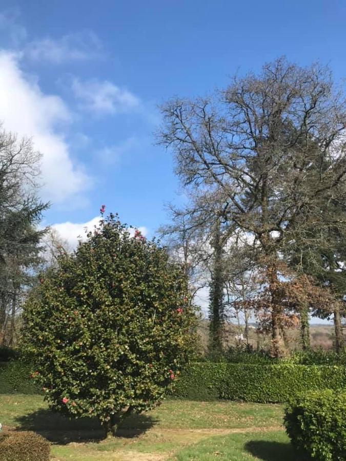 Crown Roads Bed & Breakfast Le Faouet  Bagian luar foto