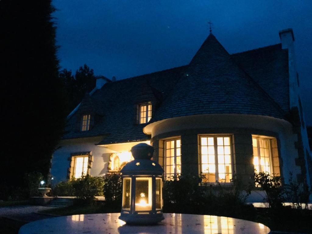 Crown Roads Bed & Breakfast Le Faouet  Bagian luar foto